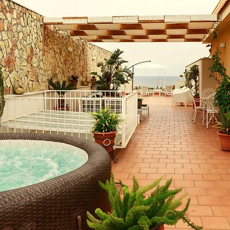 Palermo Mare Holidays *