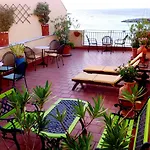 Σπίτι διακοπών Palermo Mare Holidays *