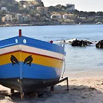 Palermo Mare Holidays * Sferracavallo