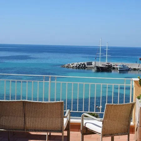 Palermo Mare Holidays Casa vacanze *