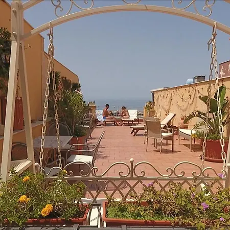 Palermo Mare Holidays Casa vacanze *